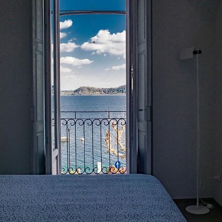 La Dimora Del Glicine 2 Apartment Белджирате Екстериор снимка