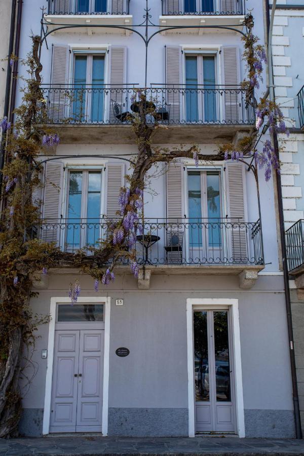 La Dimora Del Glicine 2 Apartment Белджирате Екстериор снимка